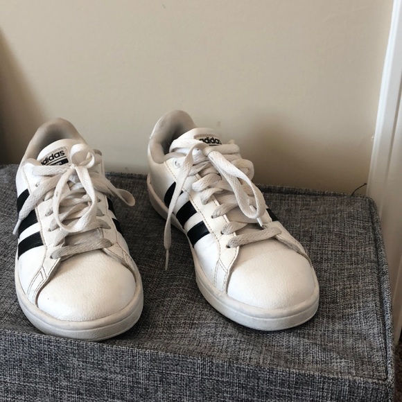 Adidas - Picture 2 of 3